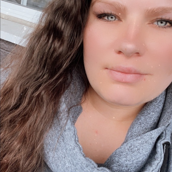 Meet your Posher, Jessika - Picture 1 of 1